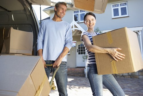 Local expertise in moving around South Hornchurch neighborhoods
